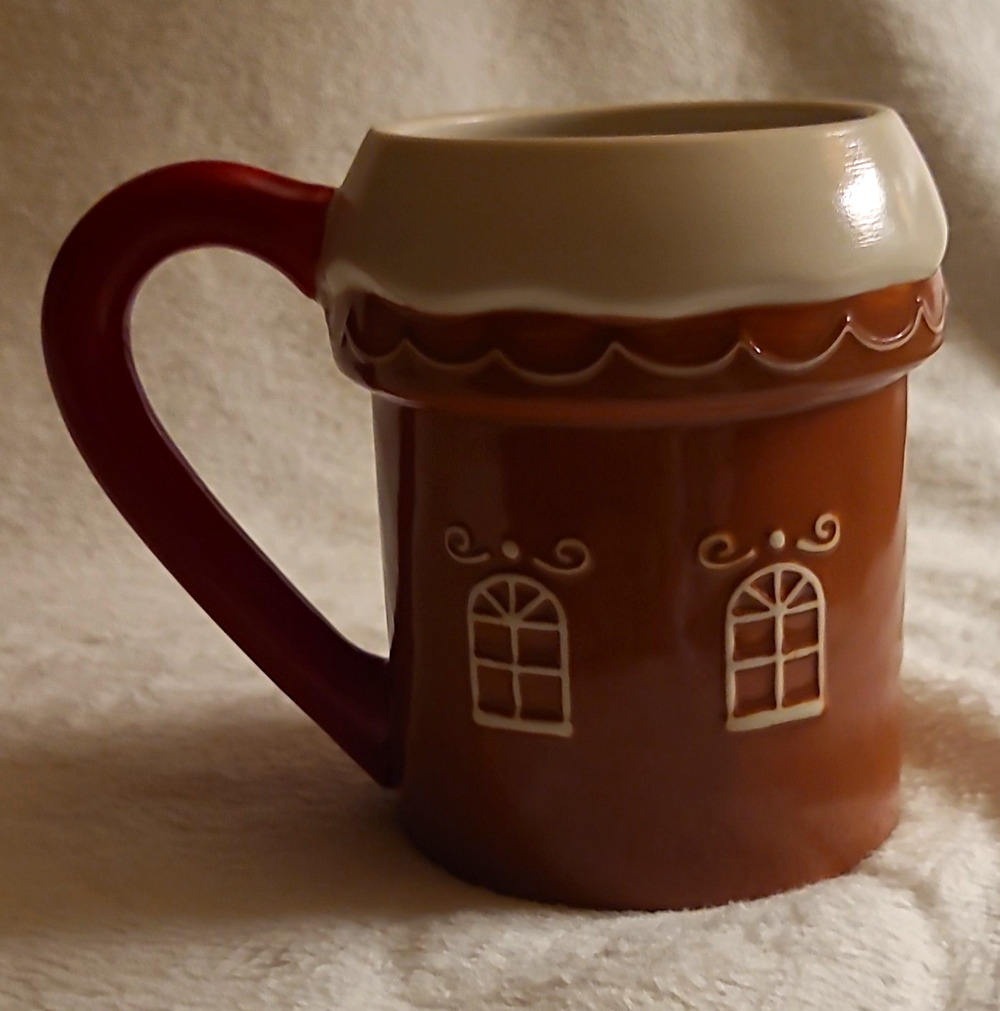 Target Wondershop Christmas Gingerbread House Coffee Mug Stoneware Brown Holiday